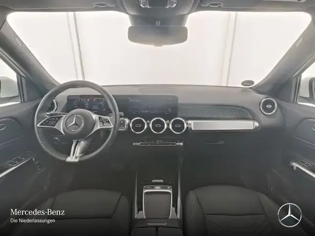 Mercedes-Benz GLB 180