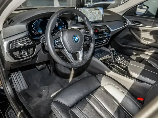 BMW 530