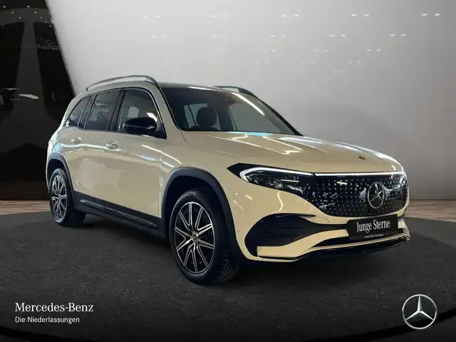 Mercedes-Benz EQB 300