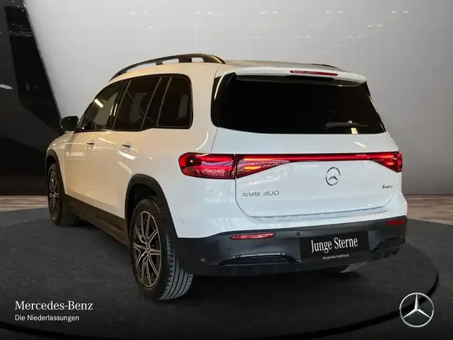Mercedes-Benz EQB 300
