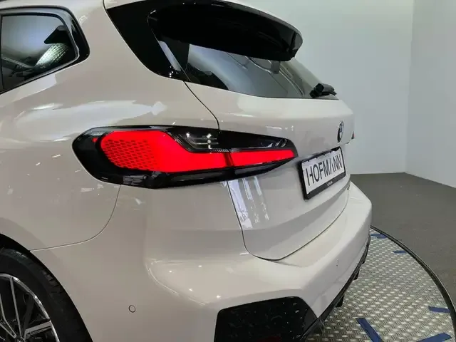 BMW 223