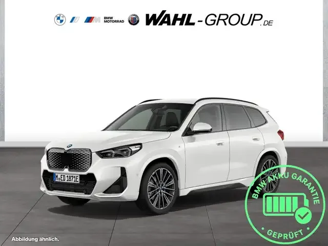 BMW iX1