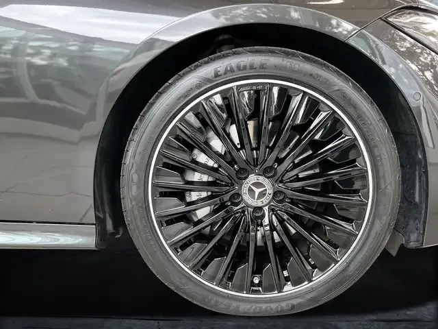 Mercedes-Benz CLE 200
