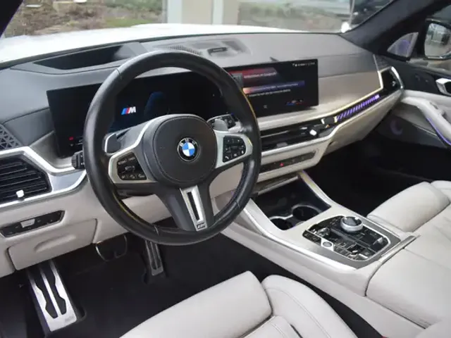 BMW X7 M