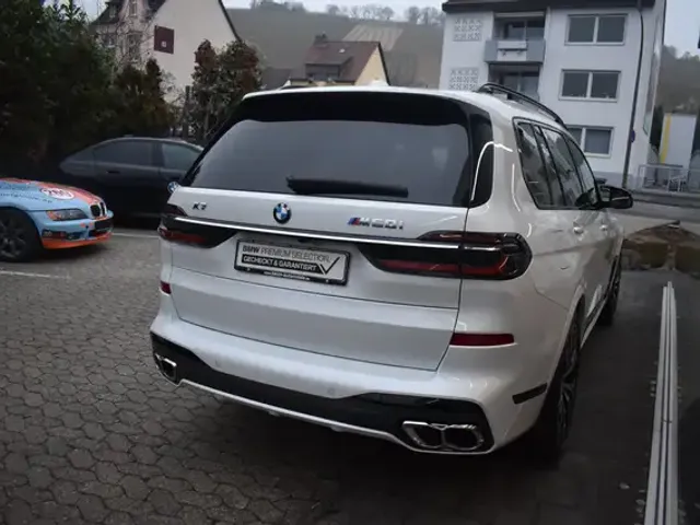 BMW X7 M