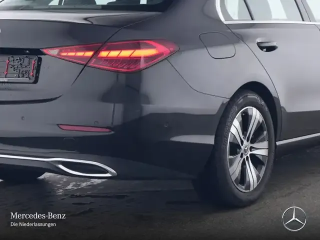 Mercedes-Benz C 180