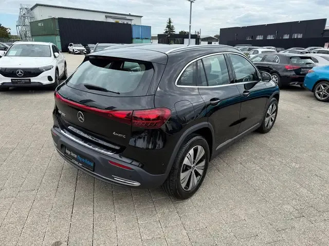 Mercedes-Benz EQA 300