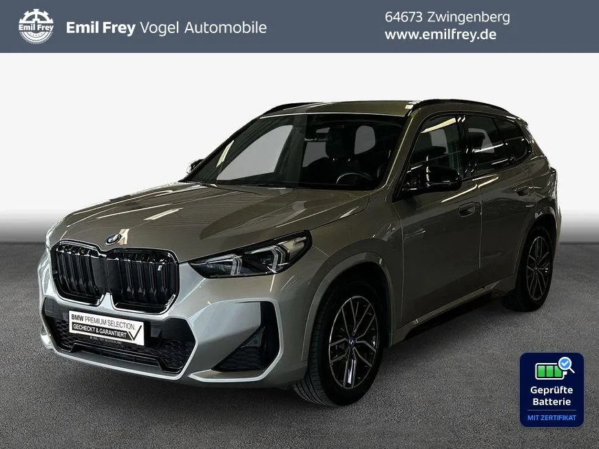 BMW iX1