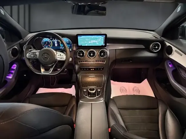 Mercedes-Benz C 220