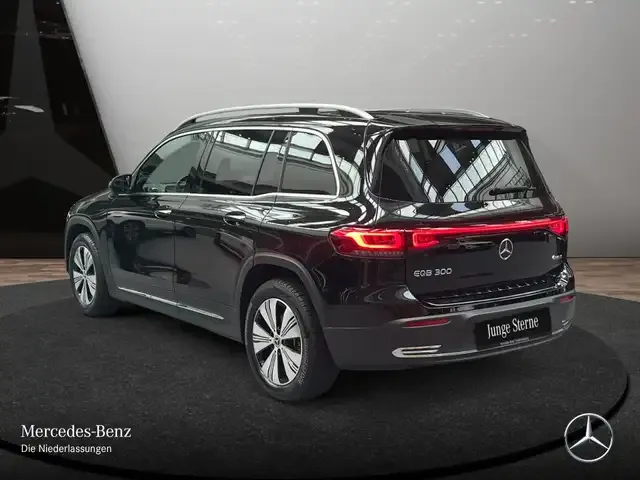 Mercedes-Benz EQB 300