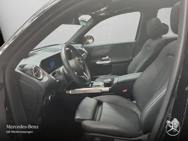 Mercedes-Benz EQB 300