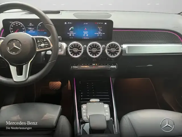 Mercedes-Benz EQB 300