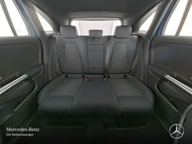 Mercedes-Benz EQA 300