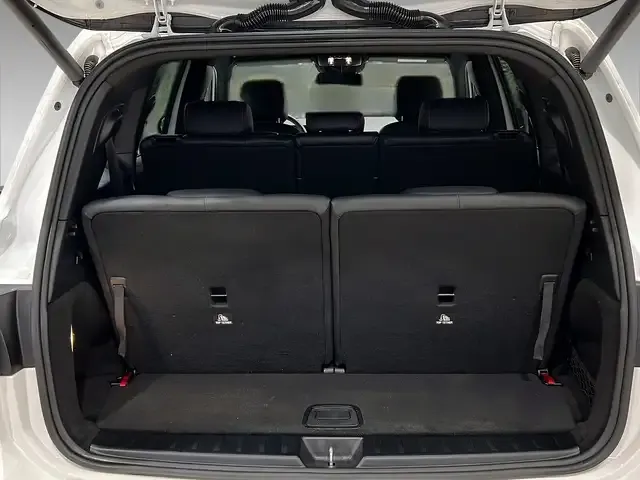 Mercedes-Benz GLB 220