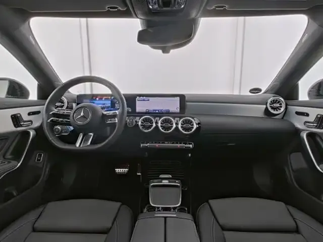Mercedes-Benz CLA 180
