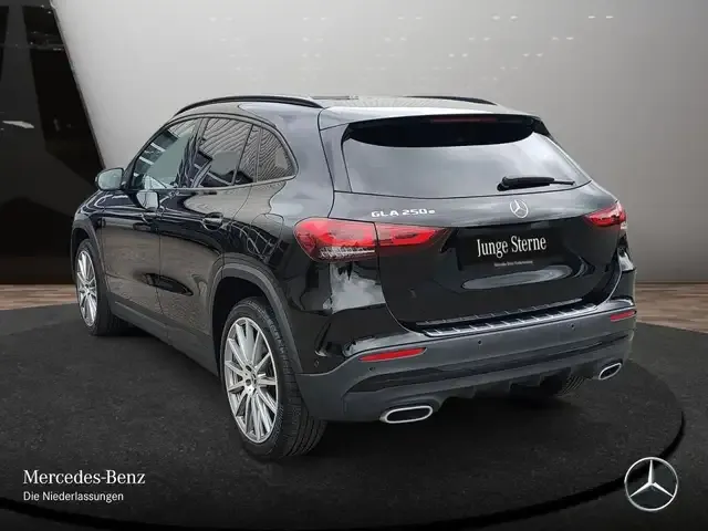 Mercedes-Benz GLA 250