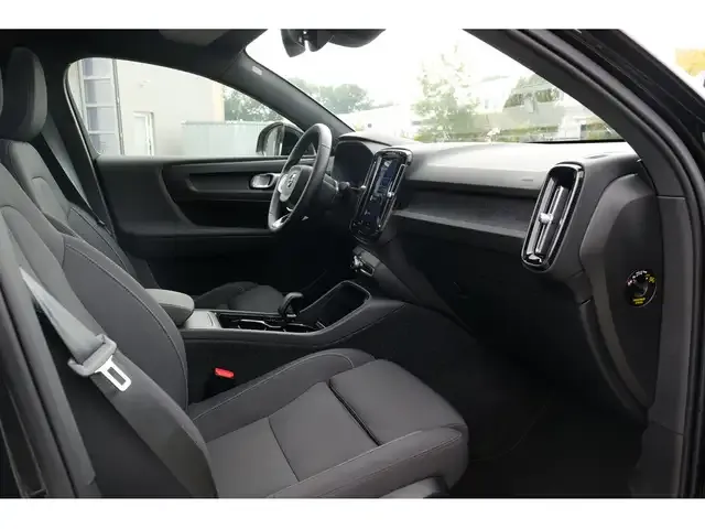 Volvo C40