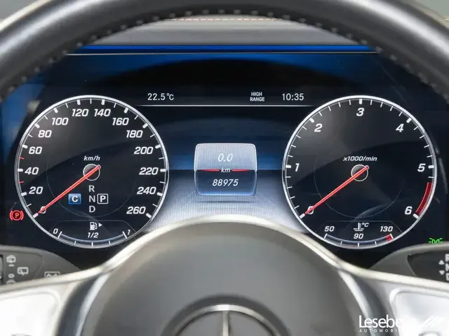 Mercedes-Benz G 400