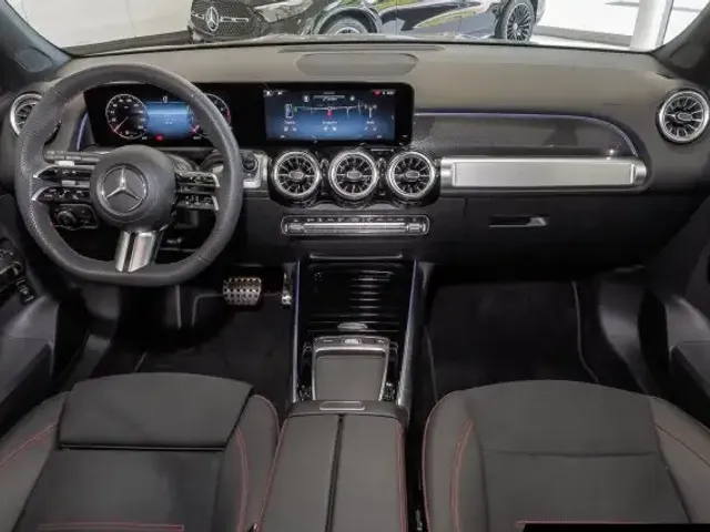 Mercedes-Benz GLB 200
