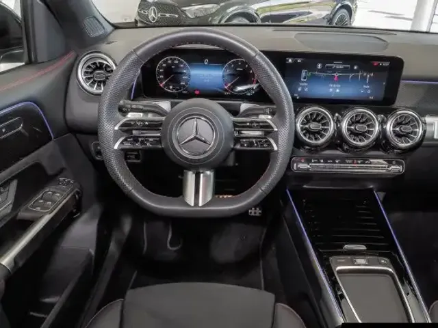 Mercedes-Benz GLB 200