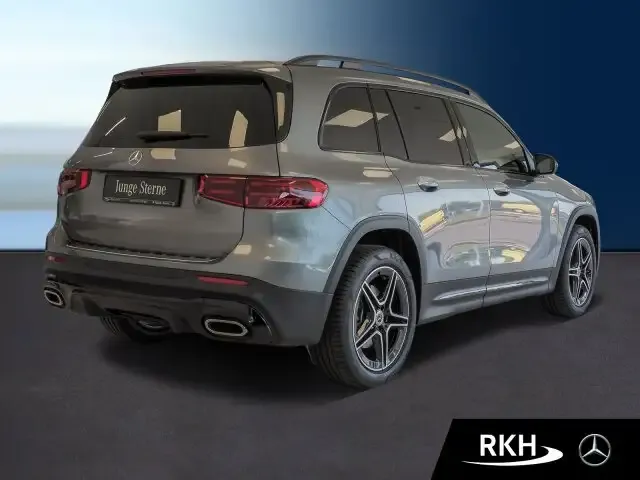 Mercedes-Benz GLB 200