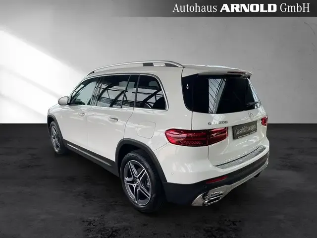 Mercedes-Benz GLB 200