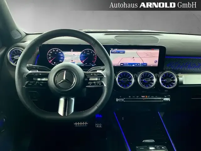 Mercedes-Benz GLB 200