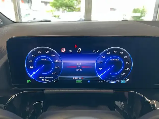 Mercedes-Benz EQA 300