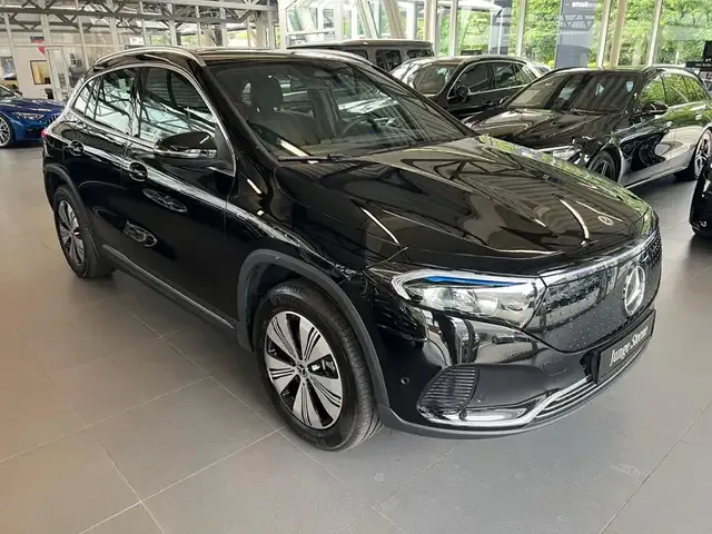 Mercedes-Benz EQA 300