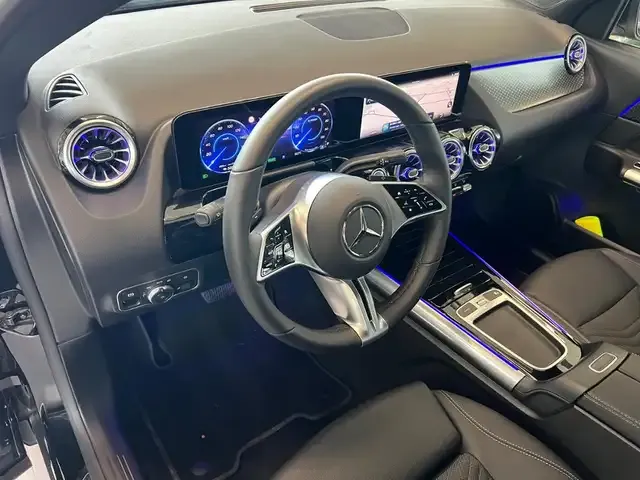 Mercedes-Benz EQA 300