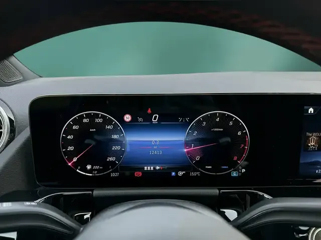 Mercedes-Benz GLA 220