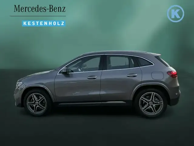 Mercedes-Benz GLA 220