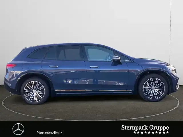 Mercedes-Benz EQS SUV