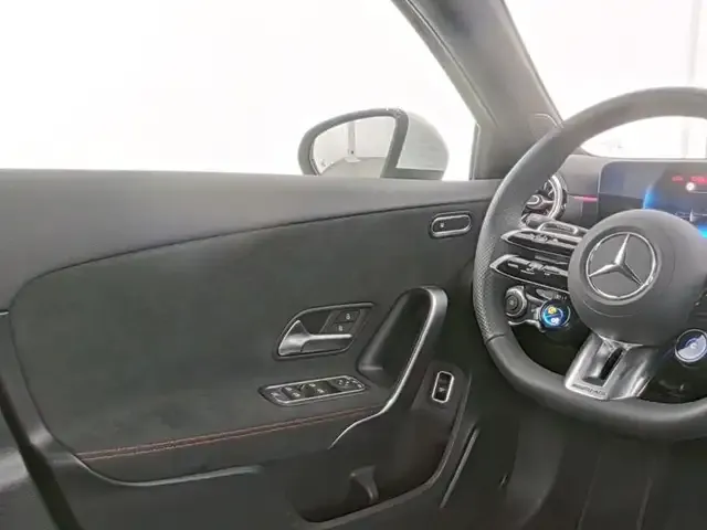 Mercedes-Benz A 35 AMG