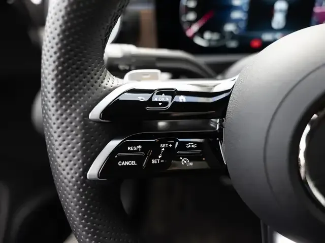 Mercedes-Benz CLA 220