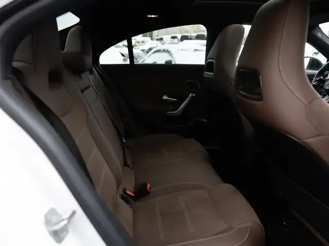 Mercedes-Benz CLA 220