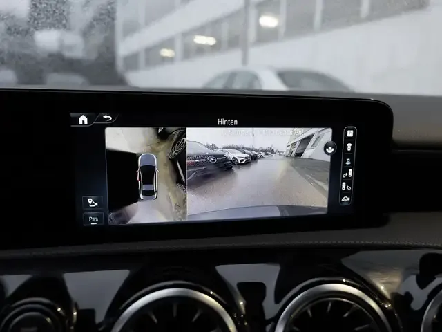 Mercedes-Benz A 35 AMG