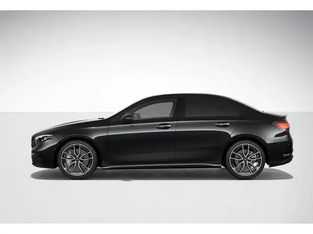 Mercedes-Benz A 35 AMG