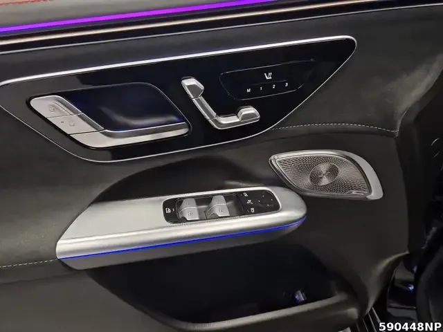 Mercedes-Benz EQE SUV