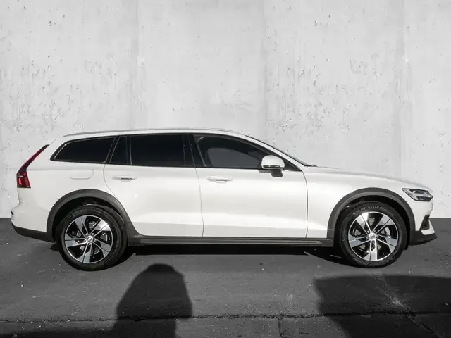 Volvo V60 Cross Country