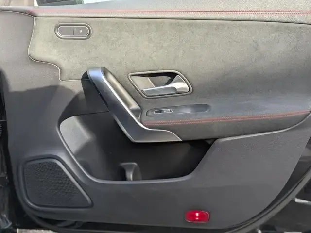 Mercedes-Benz CLA 45 AMG