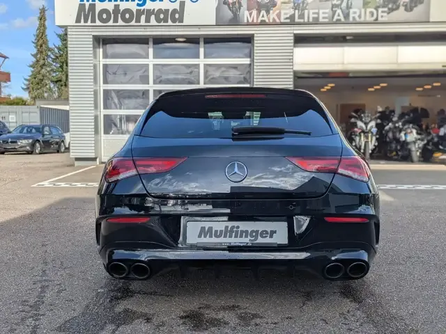 Mercedes-Benz CLA 45 AMG