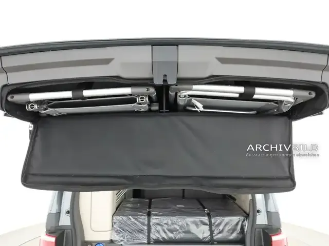 Volkswagen T7 California