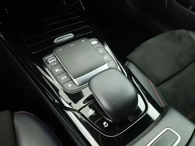 Mercedes-Benz A 35 AMG