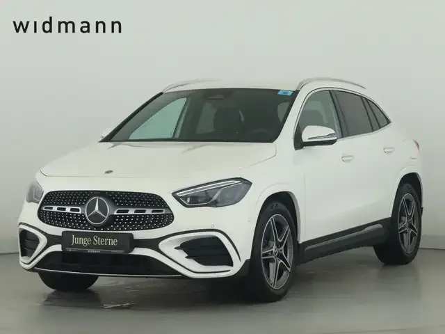 Mercedes-Benz GLA 200