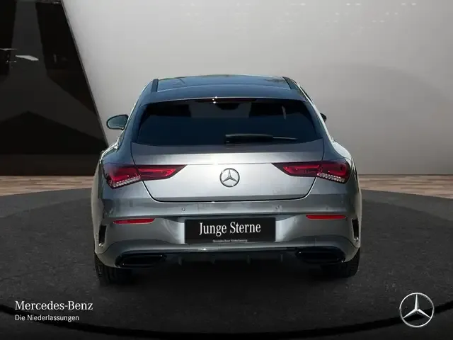 Mercedes-Benz CLA 220