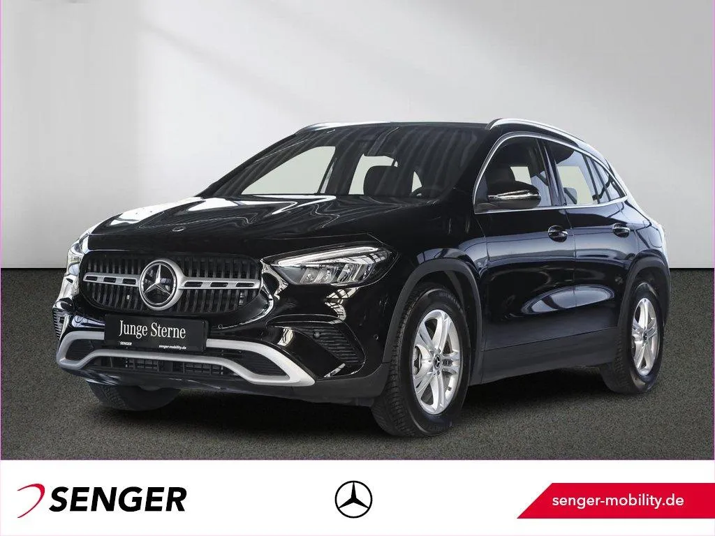 Mercedes-Benz GLA 200