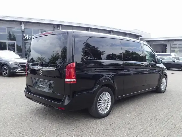 Mercedes-Benz V 300