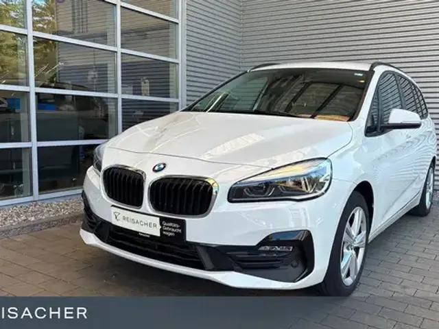 BMW 218