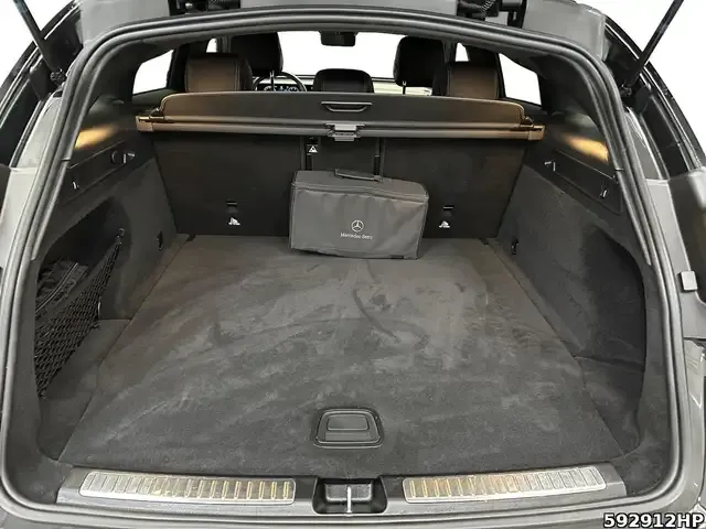 Mercedes-Benz EQC 400